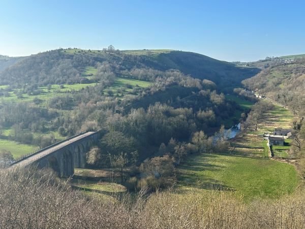 monsal head